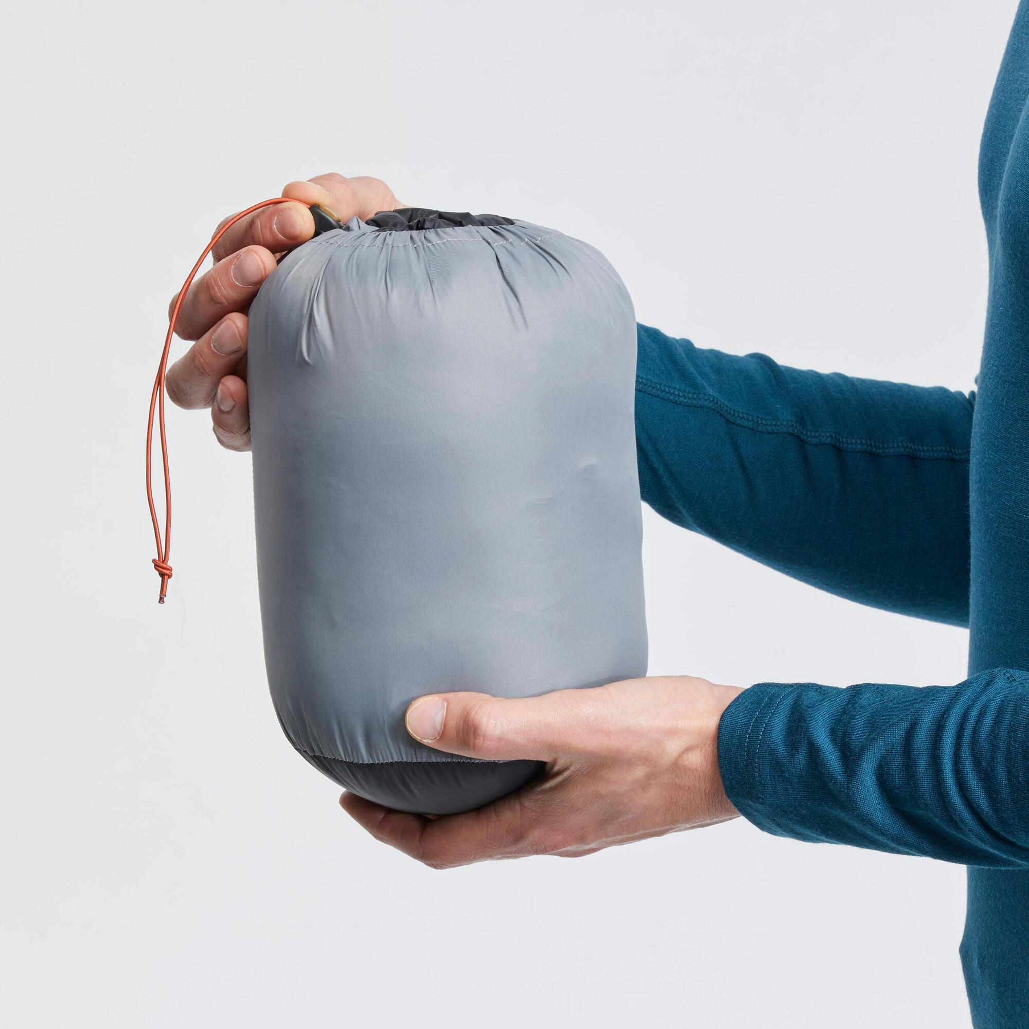 Forclaz Men's MT500 Hooded Down Puffer Jacket - Image 24