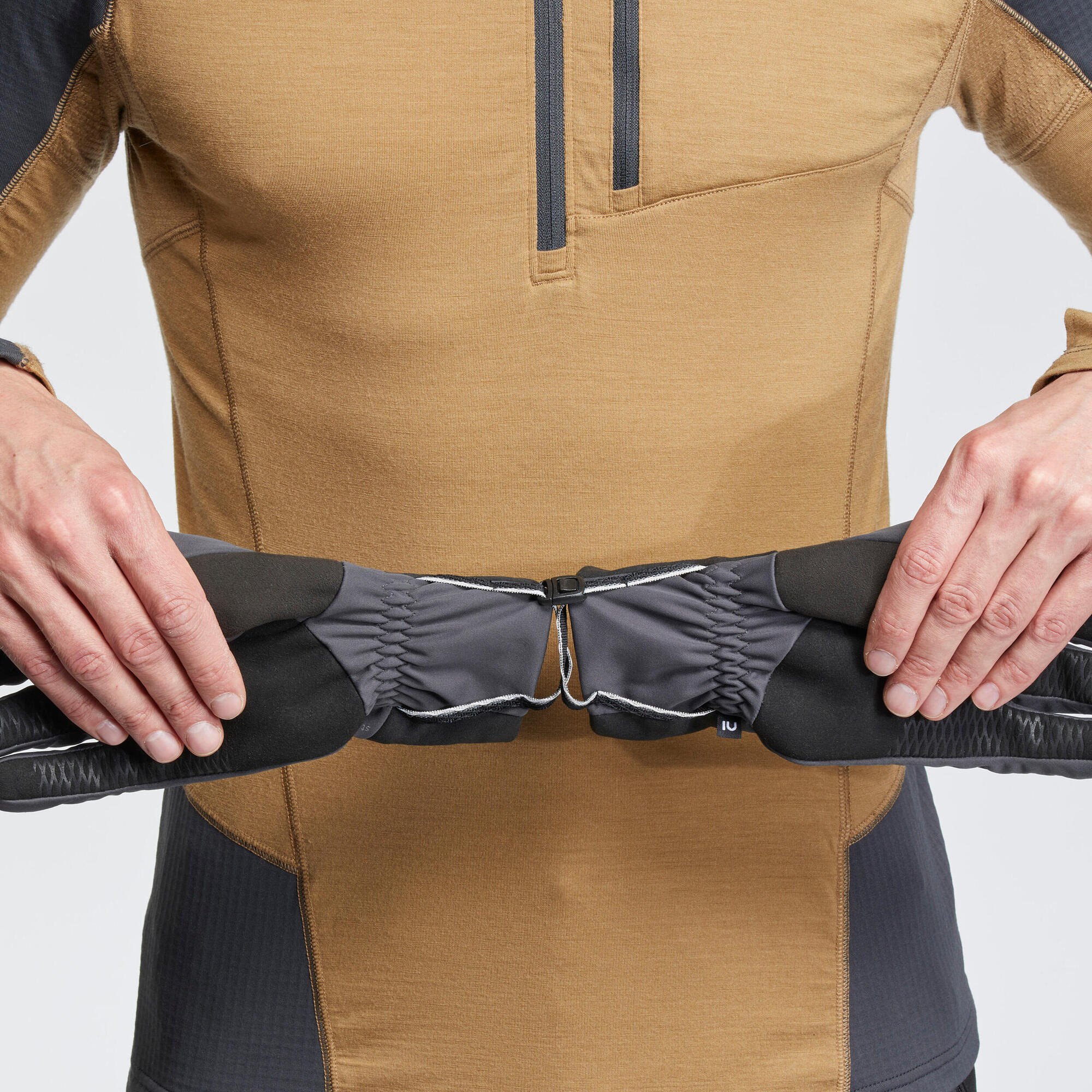 Forclaz Adult MT900 Backpacking Gloves - Image 3