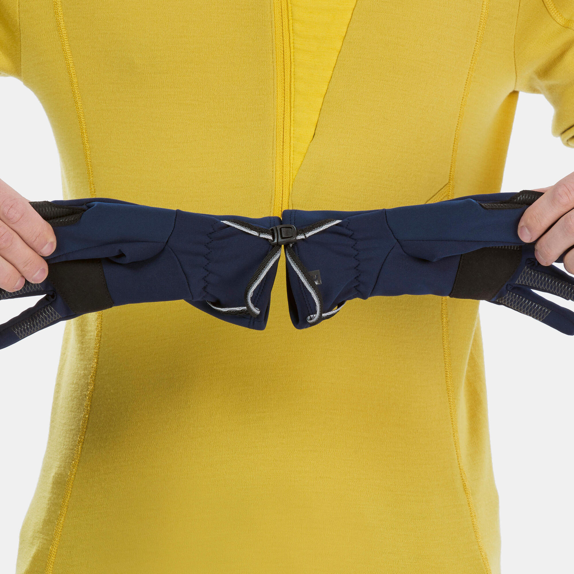 Forclaz Adult MT500 Touchscreen Stretch Backpacking Gloves - Image 2