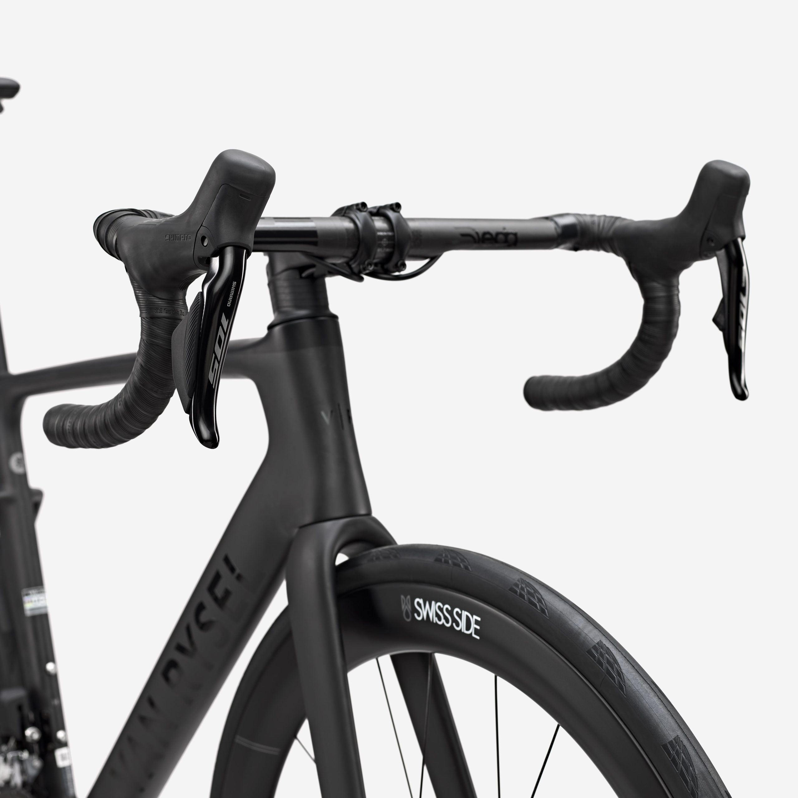 RCR 105 Di2 - Image 4